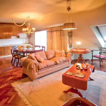 Spacious In With Sea And Mountain Views - 110 M² *