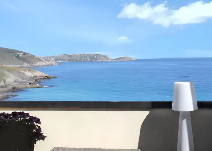 Spacious In With Sea And Mountain Views - 110 M² Malpica