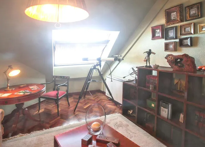 Spacious In With Sea And Mountain Views - 110 M² Lejlighed