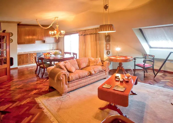 Spacious In With Sea And Mountain Views - 110 M² *