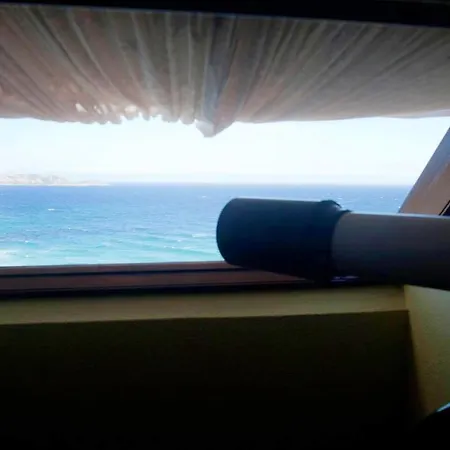 Spacious In With Sea And Mountain Views 110 M² Malpica