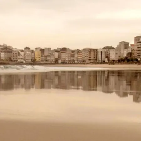 Apartment Spacious In With Sea And Mountain Views 110 M² *