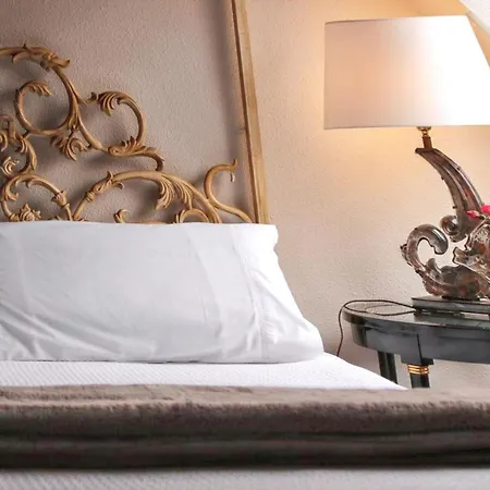 Spacious In With Sea And Mountain Views 110 M²