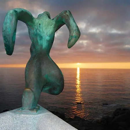 Spacious In With Sea And Mountain Views - 110 M² Apartment Malpica