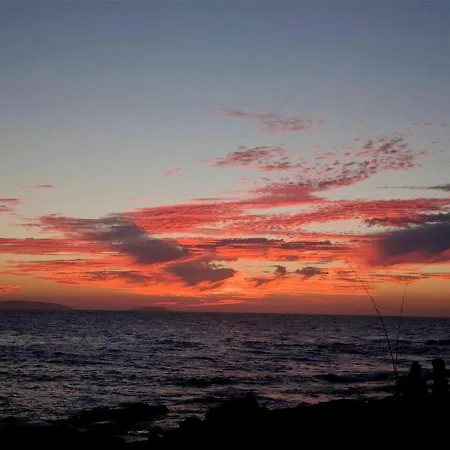 Apartment Spacious In With Sea And Mountain Views - 110 M² *