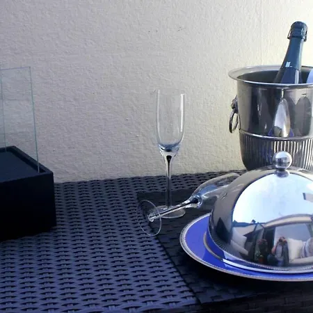 Apartment Spacious In With Sea And Mountain Views - 110 M²